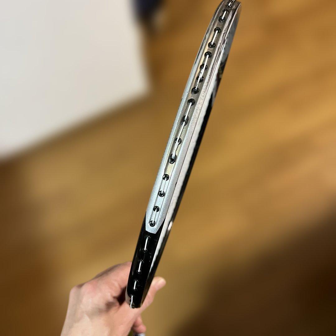 ヨネックス　ラケットARMORTEC800