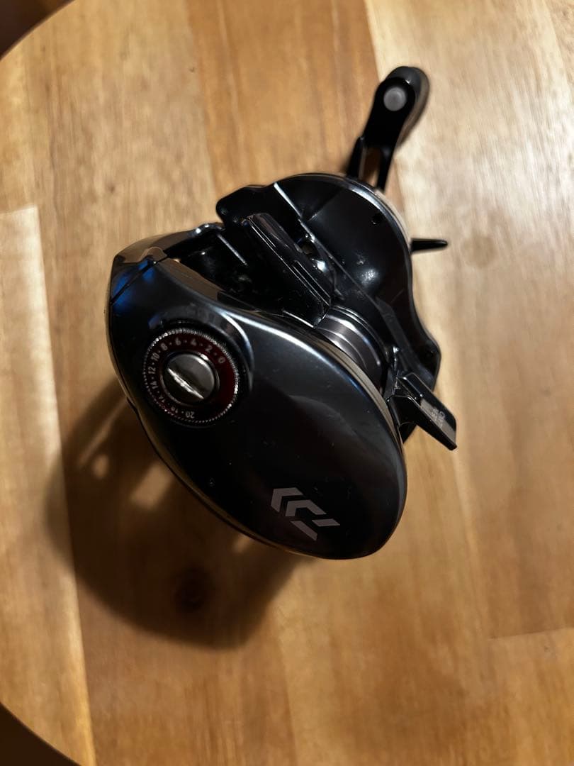 ダイワ　タトゥーラ　TATULA SV TW 7.3L ベイトリール