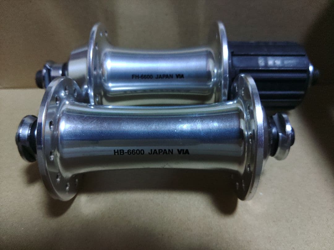 Shimano　ULTEGRA ハブ　HB-6600　FH-6600 24H