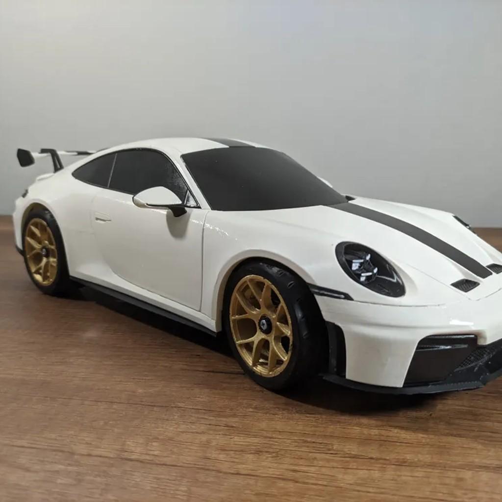 【新品】ポルシェ 911 GT3 1/10 スケール ミニカー