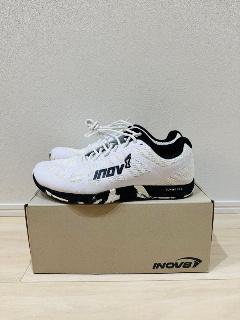 INOV-8 バスケットボールシューズ ホワイト