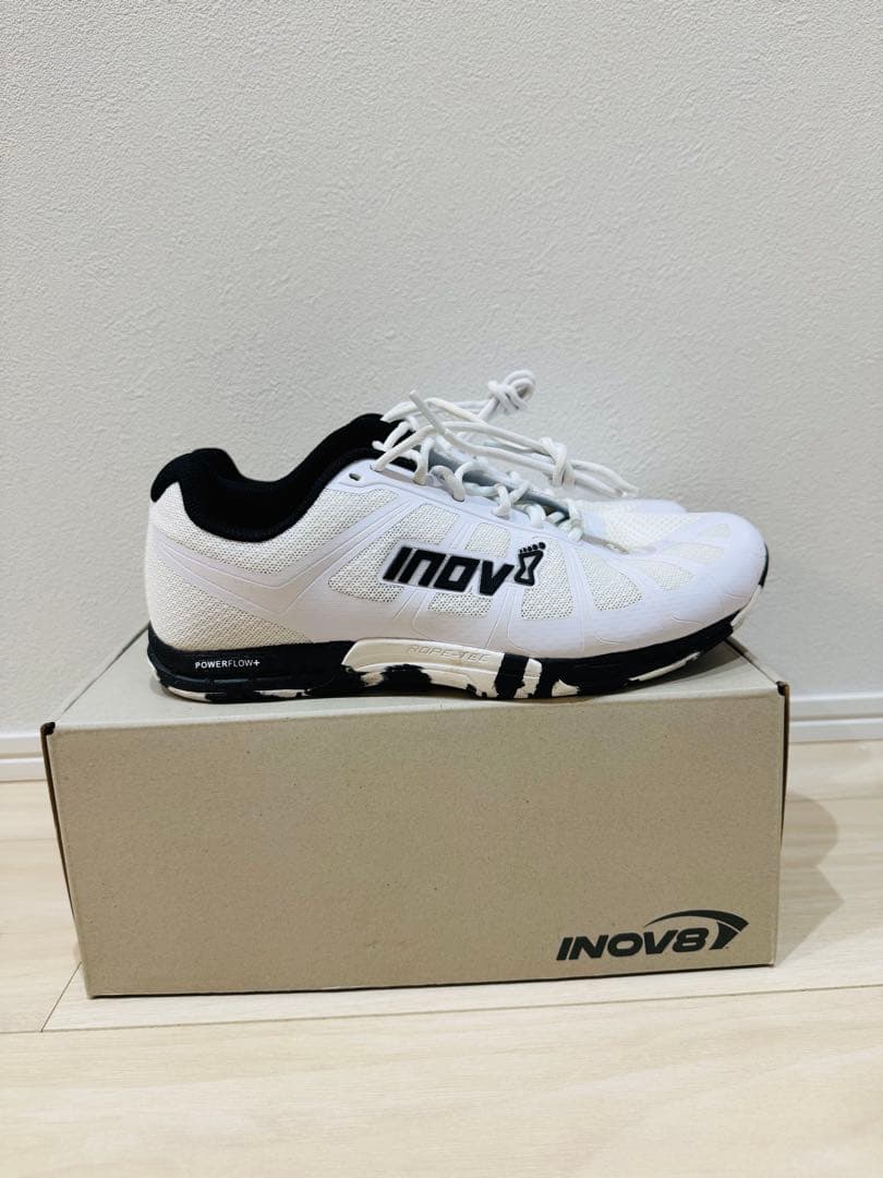 INOV-8 バスケットボールシューズ ホワイト