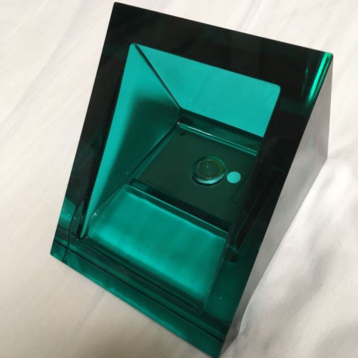 HOYA  Crystal デジタル時計　グリーン