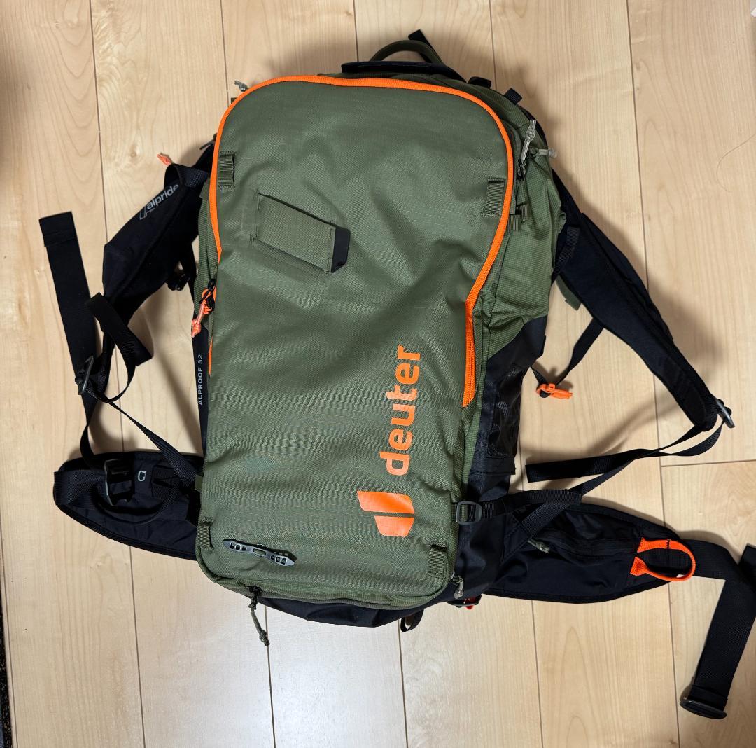 Deuter Alproof 32 アバランチエアバッグシステム