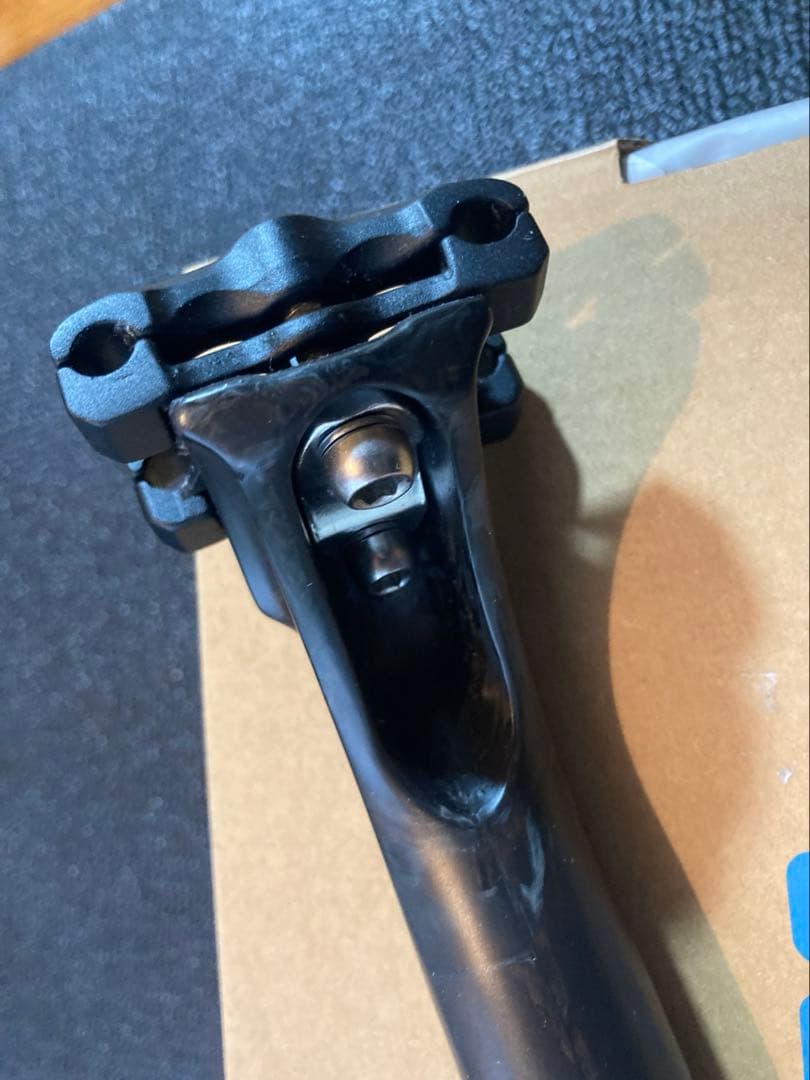 TNI LW168 シートポスト　φ27.2 400mm