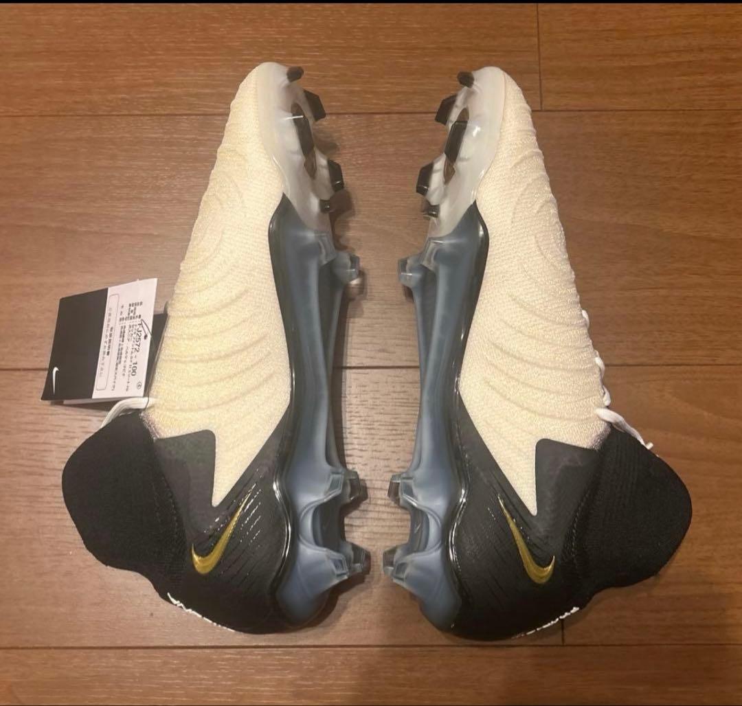 【新品未使用】NIKE PHANTOM LUNA Ⅱ ELITE FG ①
