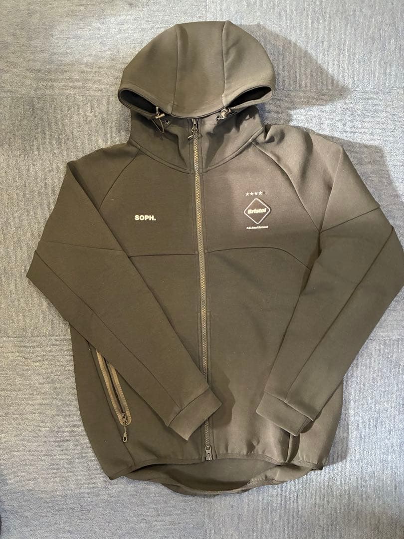 フ*ト様 ブリストル　VENTILATION HOODIE