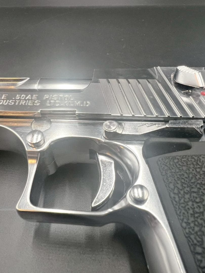 【美品】デザートイーグル　エアーガン　.50AE クロームステンレス