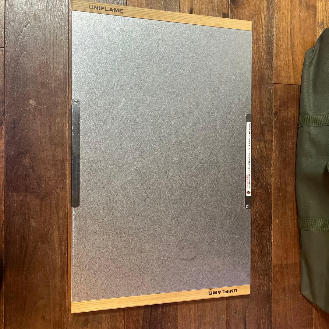 【美品】UNIFLAME 焚き火テーブル　収納ケース付き