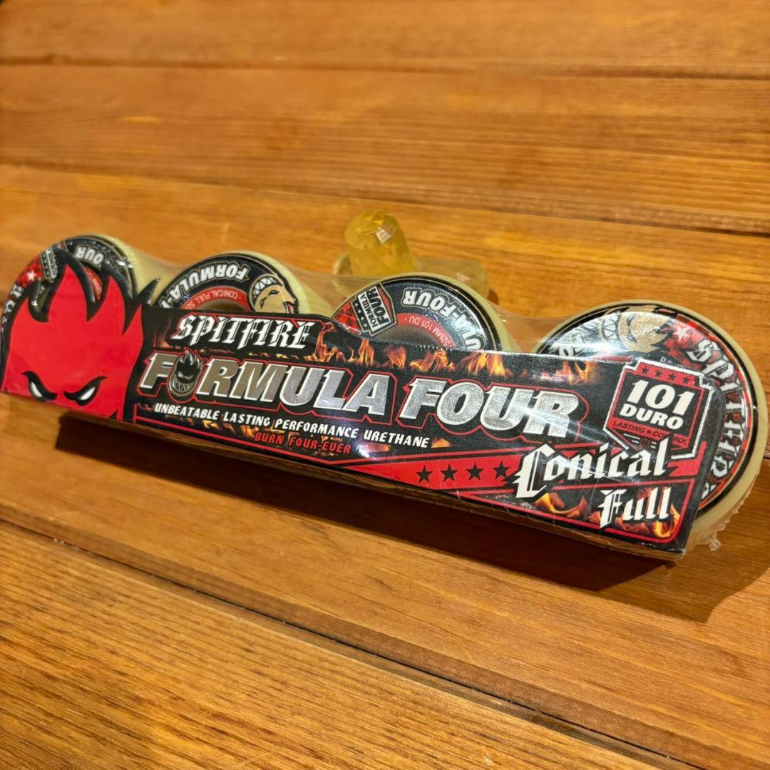 SPITFIRE スピットファイア Formula Four 101 DURO