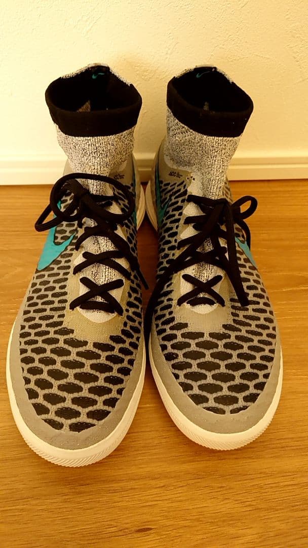 Nike フットサルシューズ グレー/ターコイズ　26.5cm