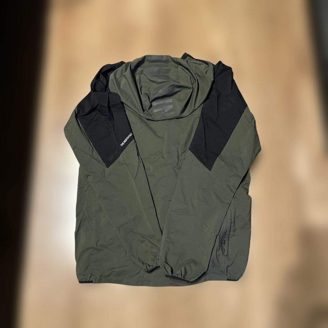 ノースフェイス Swallowtail Vent Hoodie NP21983