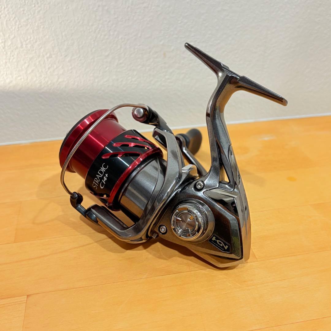 SHIMANO STRADIC CI4+ 2500S スピニングリール