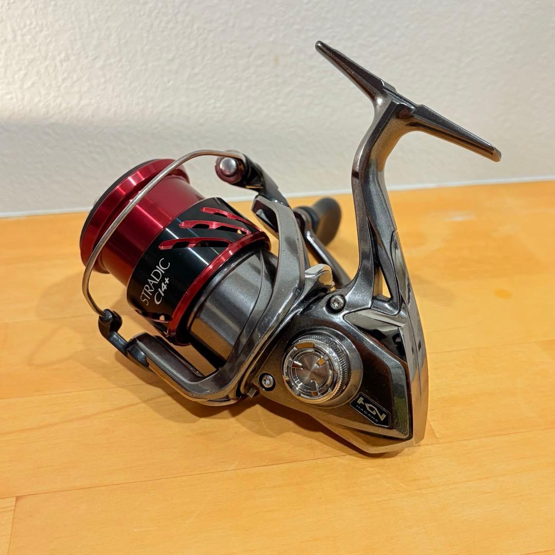 SHIMANO STRADIC CI4+ 2500S スピニングリール