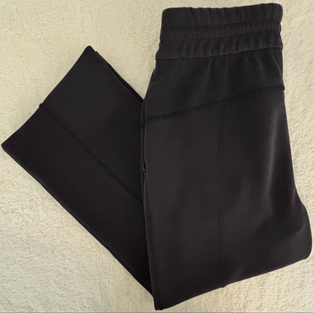 ルルレモン パンツSoftstreme HR Straight-Leg Crop