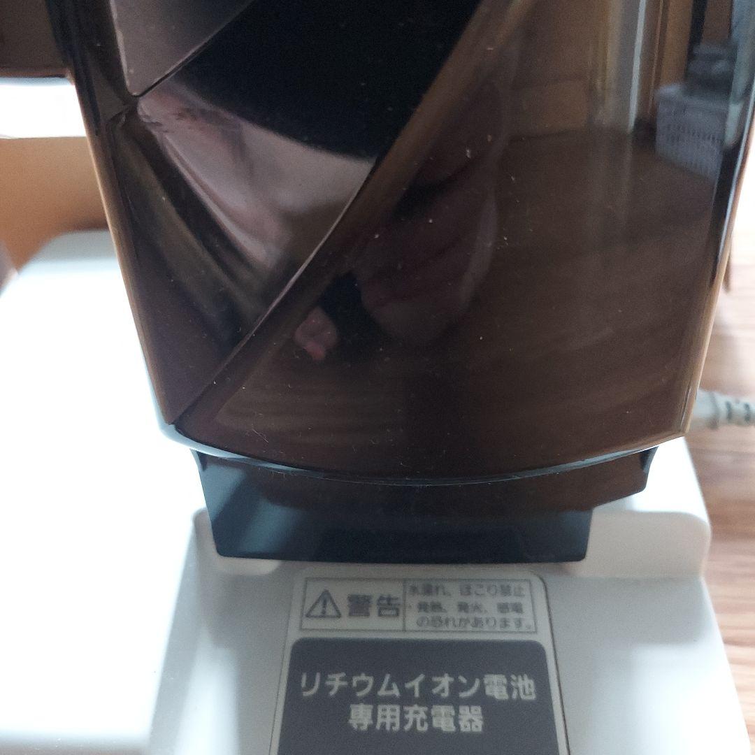 Panasonic リチウムイオン電池充電器 NKJ048