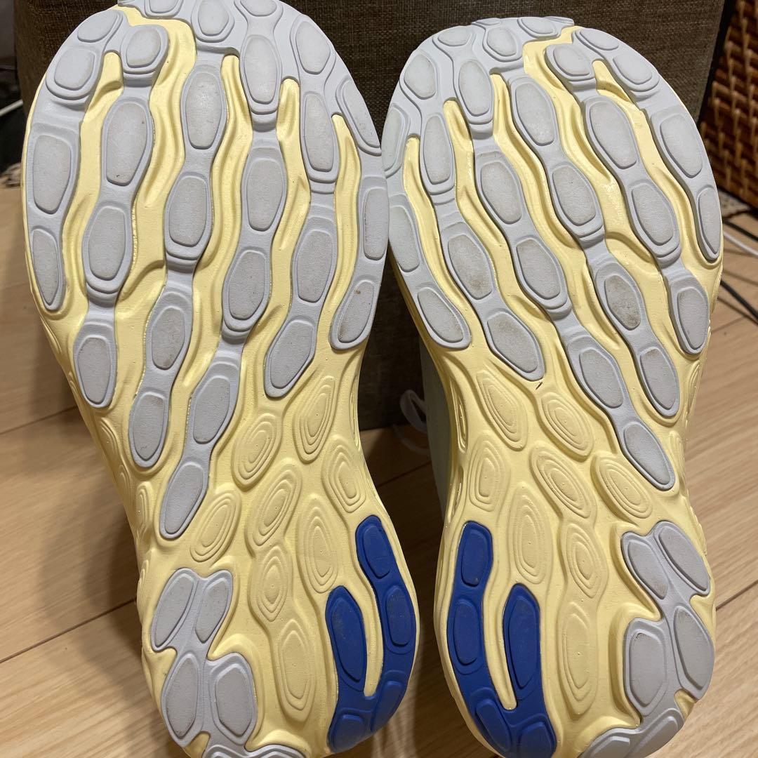 【新品・未使用】new balance FRESH FORM 25cm