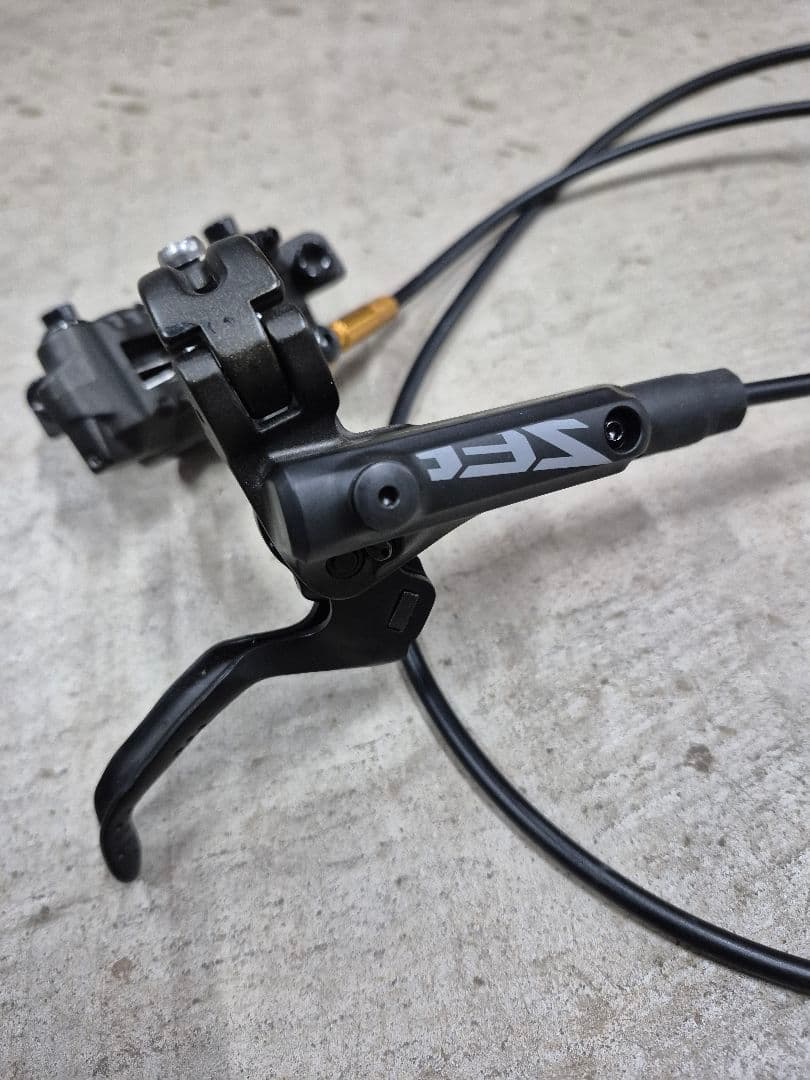 shimano ZEE ダートジャンプ