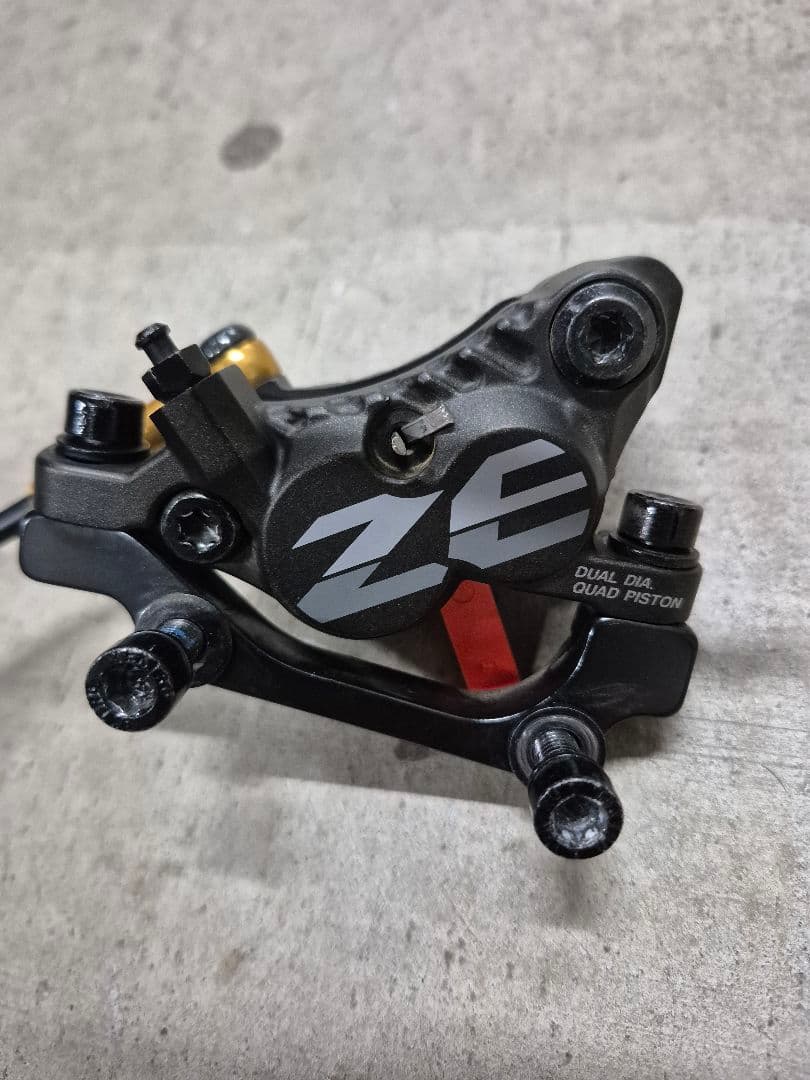 shimano ZEE ダートジャンプ