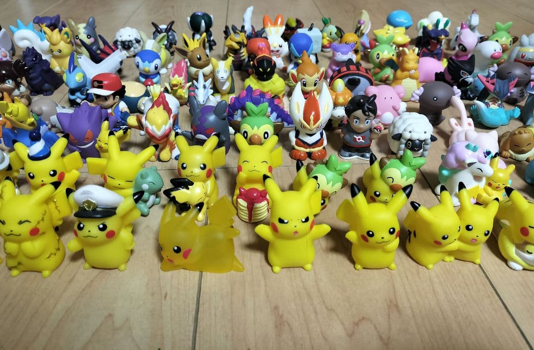 【お値下げ！】ポケモン　ソフビ　指人形　ポケモンキッズ 113体