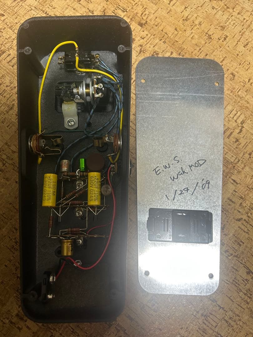 ギター E.W.S. V847/CRY BABY Wah Mod