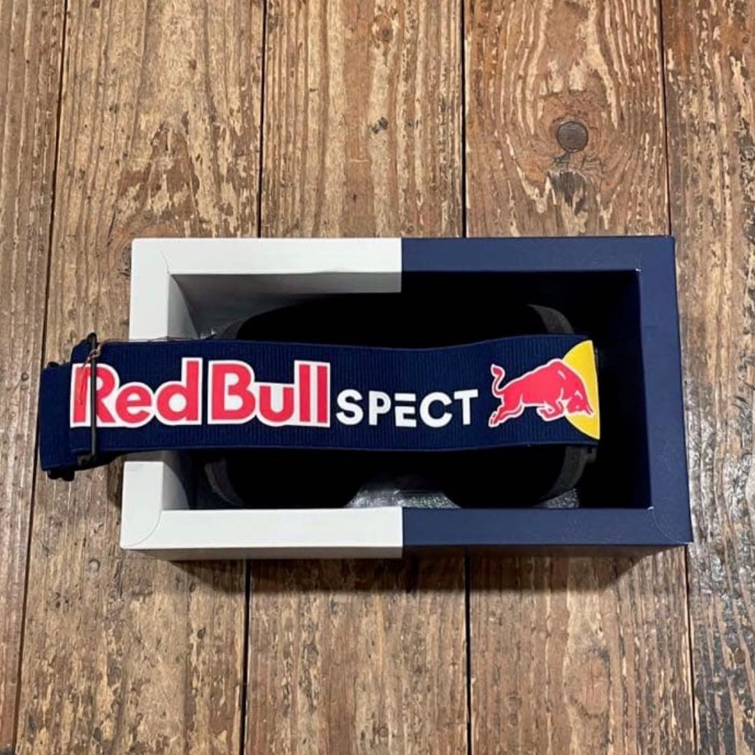 『Red Bull ×SPECT』ゴーグル