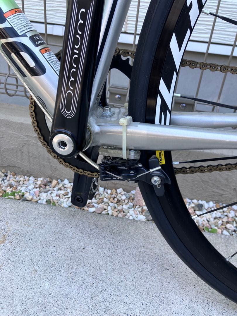 キャノンデール公道仕様キャド10トラックピストcannondale caad10