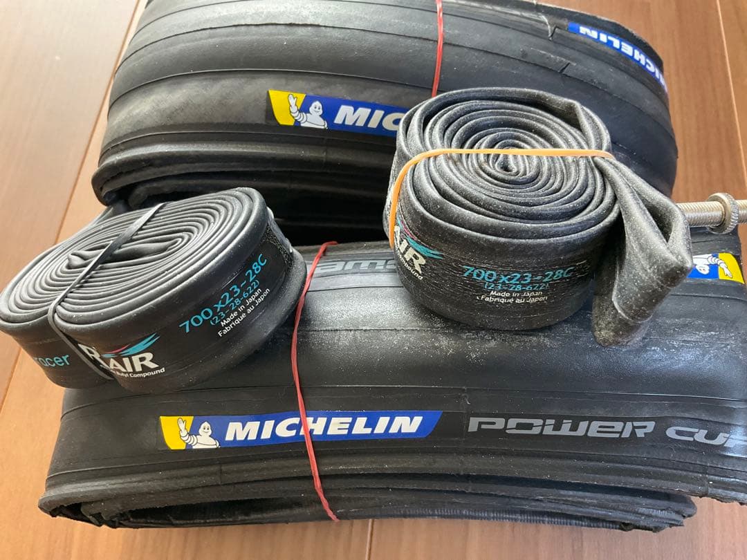 ミシュランPOWER CUP クリンチャー700x28C/チューブセット
