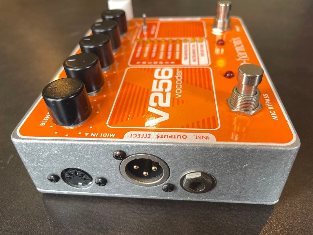 ehx V256 vocoder (マイクとfetheadプリアンプ含み)