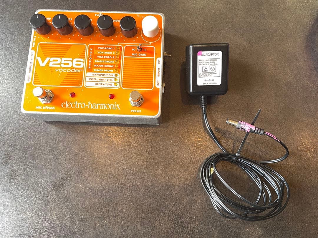 ehx V256 vocoder (マイクとfetheadプリアンプ含み)