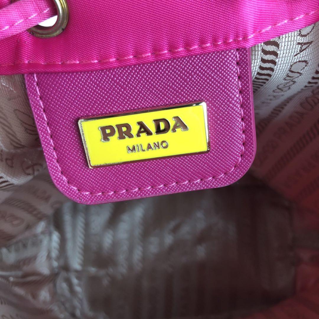 PRADA ノベルティ 巾着型 ナイロン ポーチ ピンク