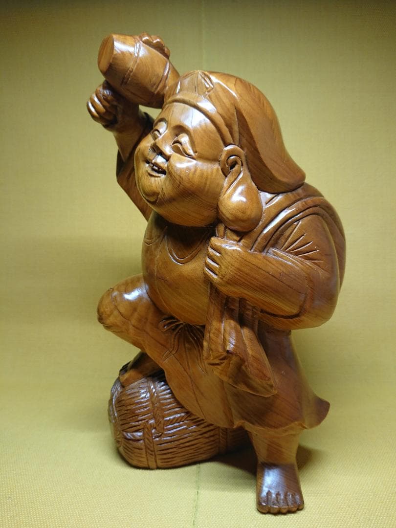 【美品】大黒様　木彫　人形　七福神　置物　インテリア　工芸品　美術品　A1090