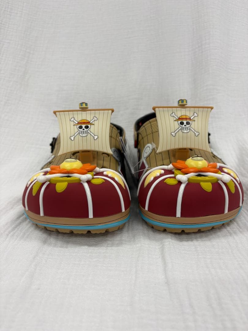 【新品・未使用・未試着】クロックス ワンピース サウザンドサニー 27cm