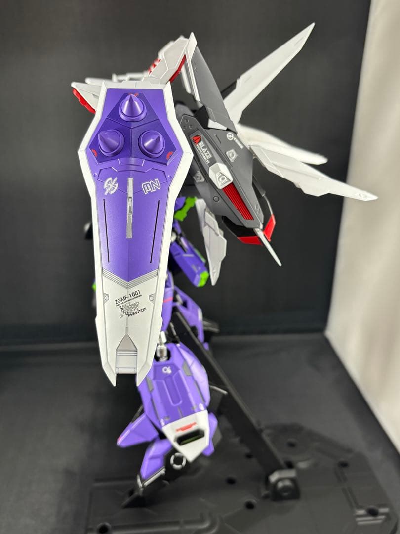 バンダイ ガンプラ MG ブレイズザクファントム