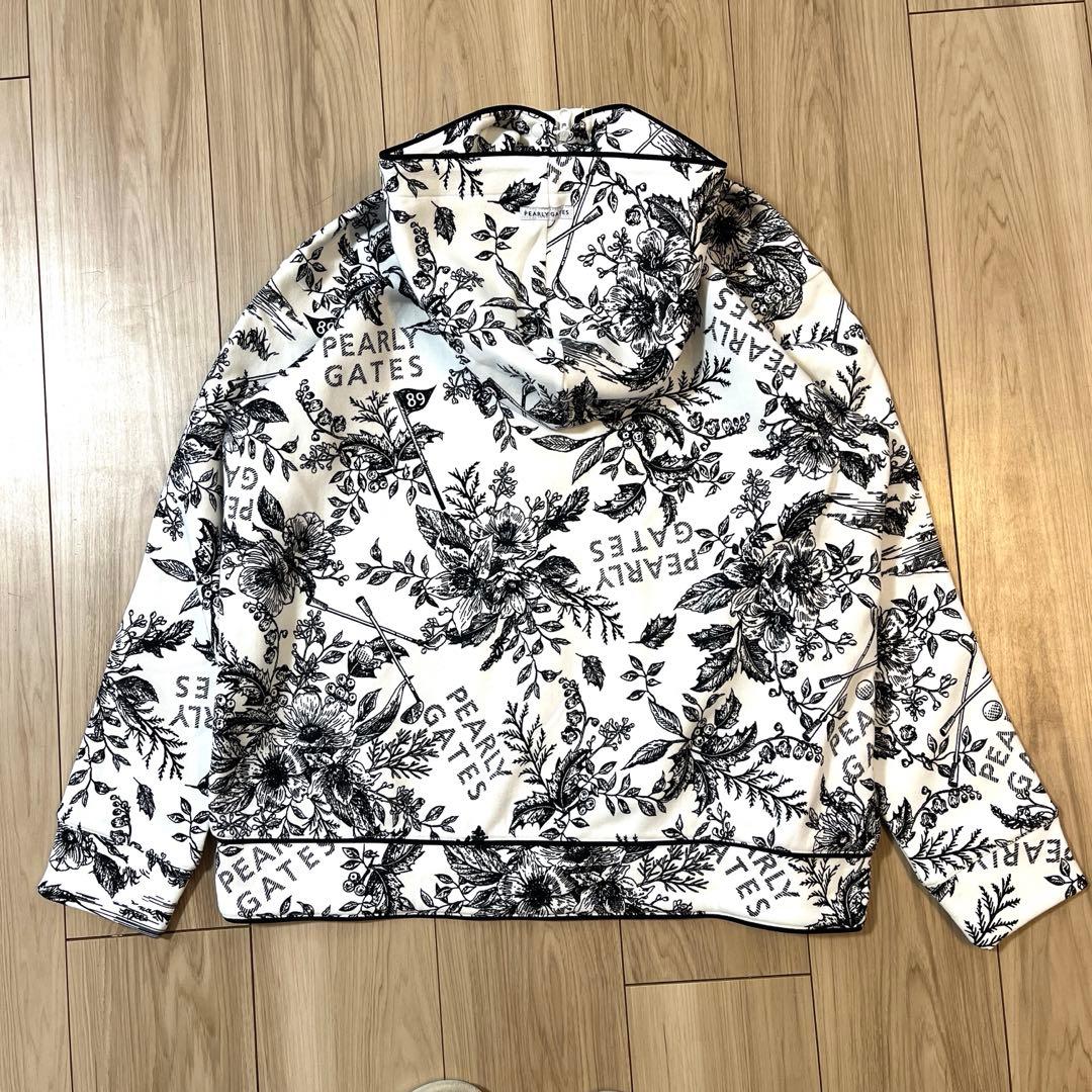 【極美品】パーリーゲイツ＊花柄 ボタニカル＊サーモライト ダンボールジャケット