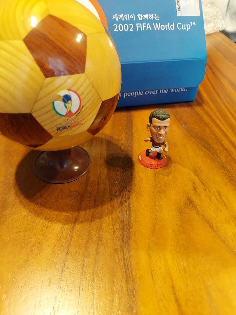 2002 FIFA World Cup 木製ミニサッカーボール