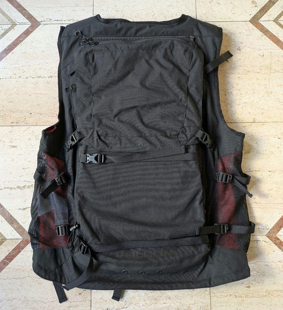 新品タグあり　Volcom ベスト　IGUCHI SLACK VEST Lサイズ