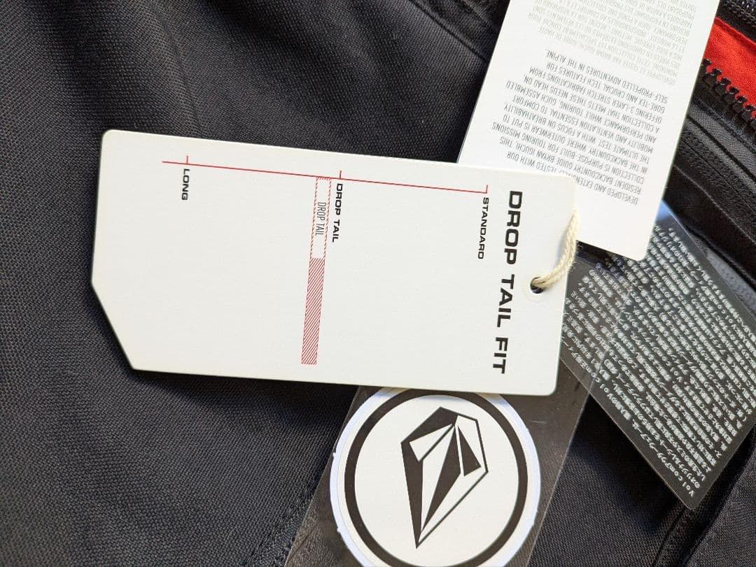 新品タグあり　Volcom ベスト　IGUCHI SLACK VEST Lサイズ