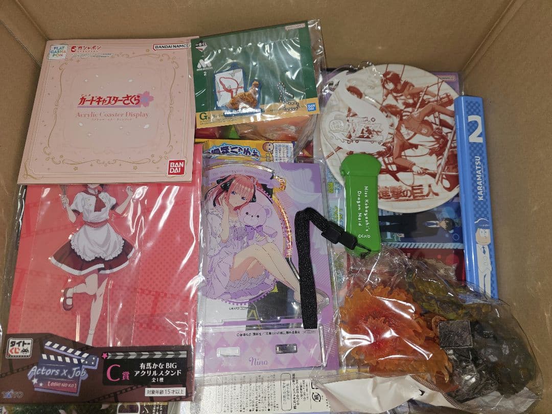 アニメ　ゲームグッズまとめ　220点