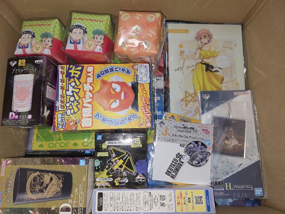 アニメ　ゲームグッズまとめ　220点