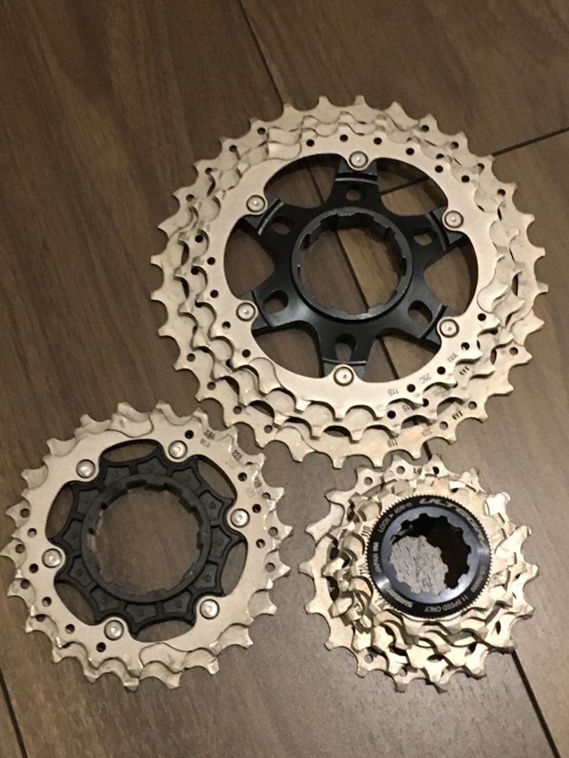 【美品】シマノ　スプロケット　ULTAGRA CS-R8000 11-32t