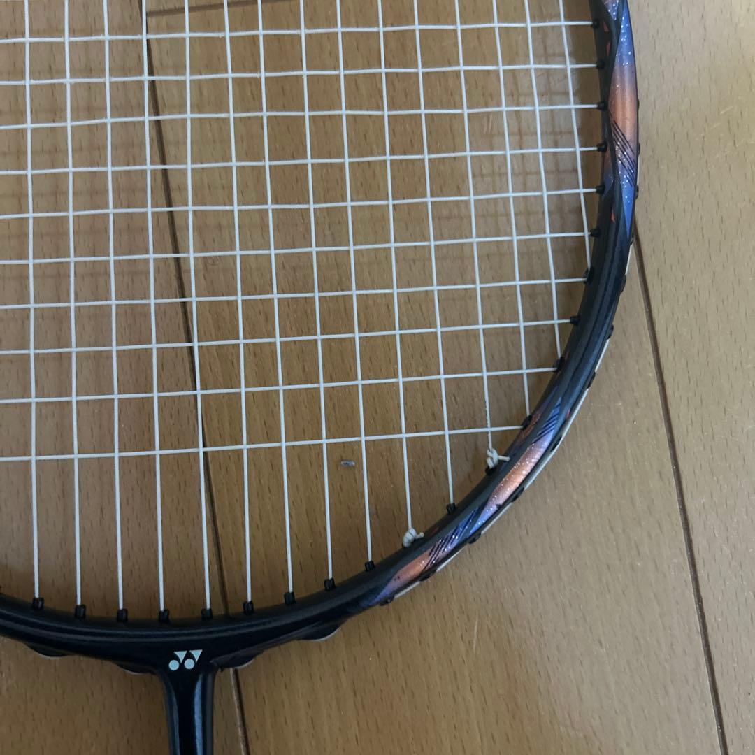 バドミントンラケット アストロクス77プロ