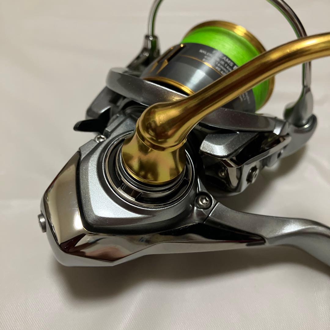 DAIWA 18FREAMS LT 2000S ダイワ フリームス スピニング