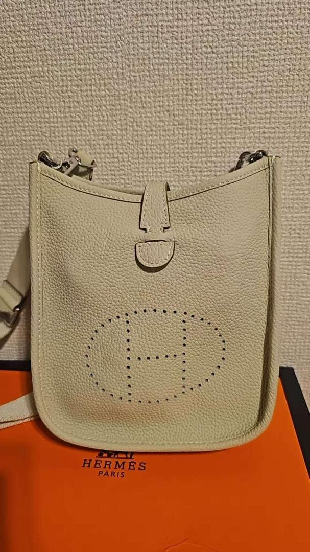 ノベルティ ショルダーバッグ