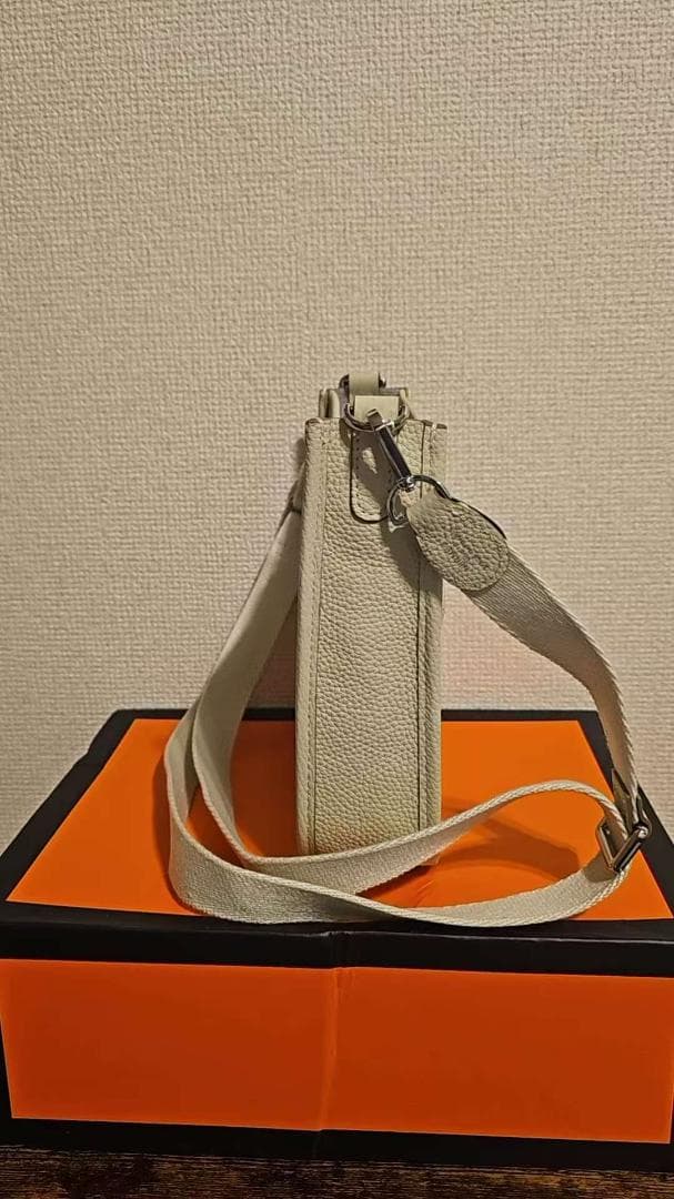 ノベルティ ショルダーバッグ