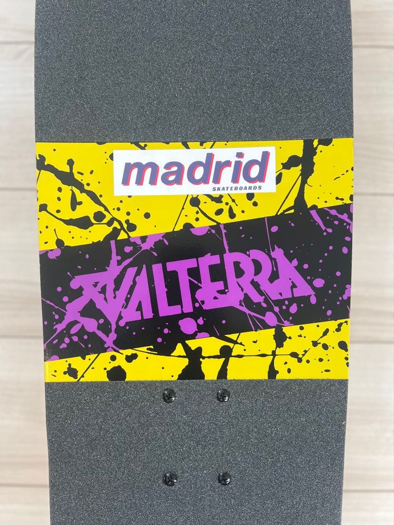 BACK TO THE FUTURE MADRIDVALTERRAスケートボード