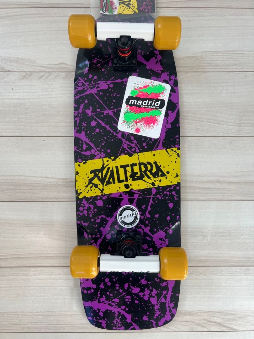 BACK TO THE FUTURE MADRIDVALTERRAスケートボード