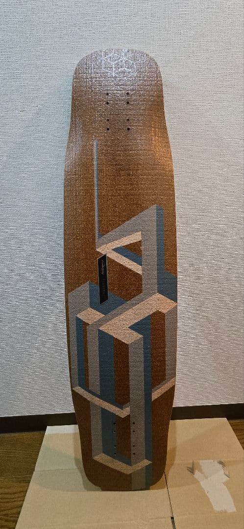 スケートボード loaded basalt tesseract