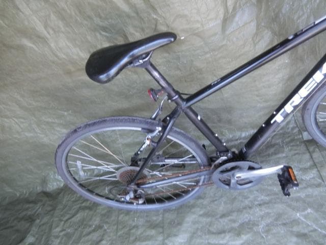 209：Trek FX2　クロスバイク　部品取等ジャンク　引取限定：埼玉県所沢市