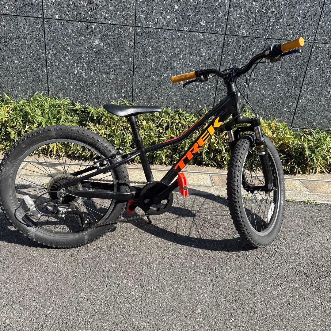 Trek 子供用自転車 黒/オレンジ 20インチ